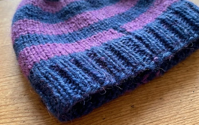 Simple Strickanleitung für schicke Ringelmütze