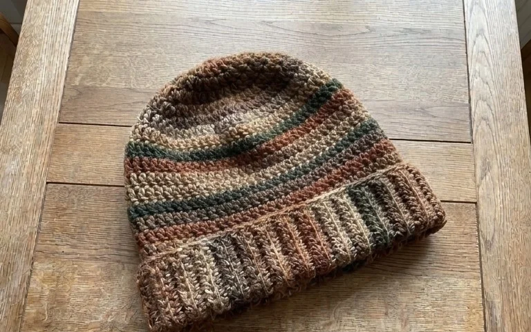 Kaffee-Mütze häkeln: Anleitung für die Coffee Bean Beanie